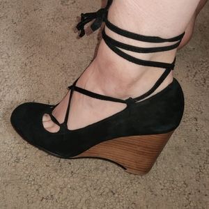 Adrienne Vittadini Size 8 High Heels